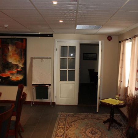 Klover Hotel Sauda Экстерьер фото