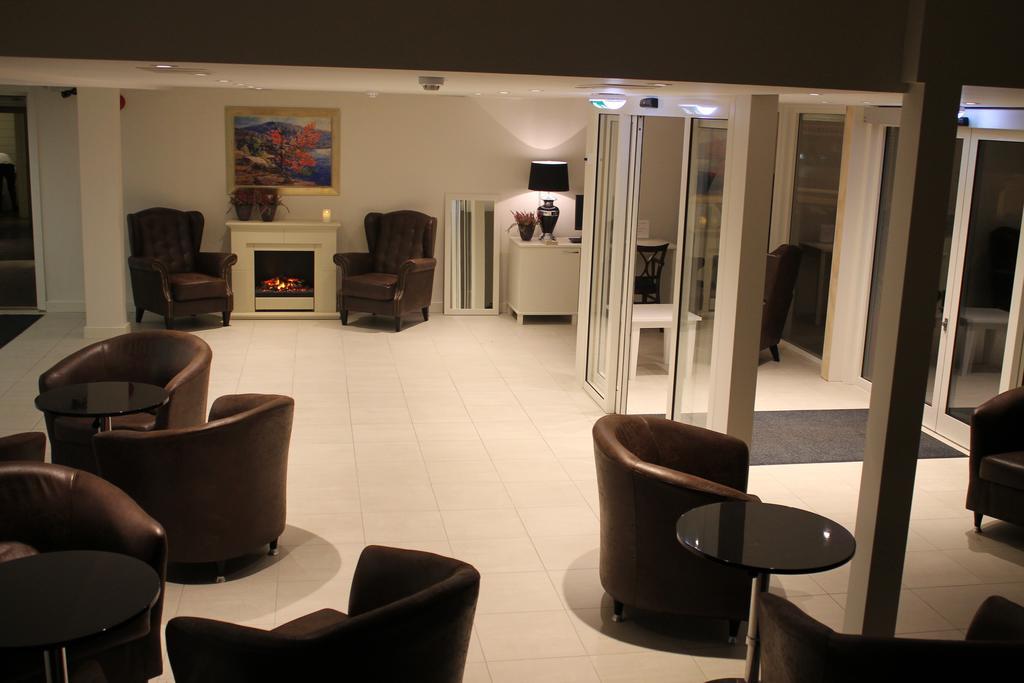 Klover Hotel Sauda Экстерьер фото